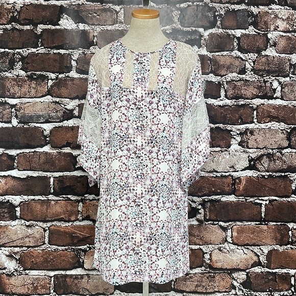 BCBGMAXAZRIA Boho Dress Flare Sleeve Lace Size Small - Picture 6 of 16